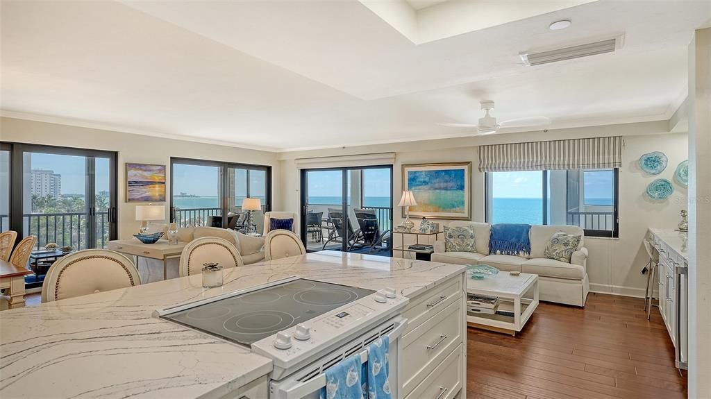 Active With Contract: $1,370,000 (2 beds, 2 baths, 1456 Square Feet)