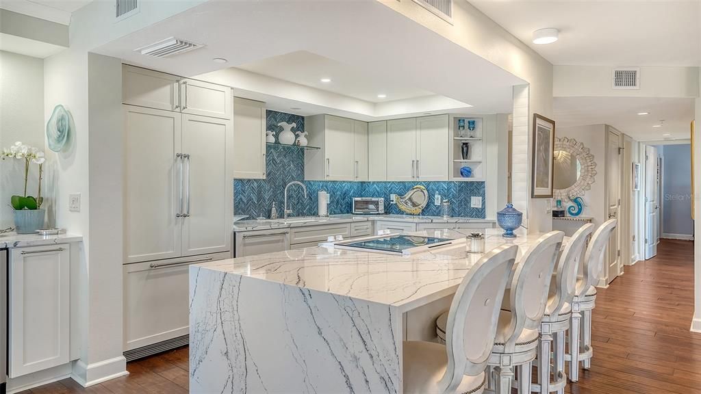 Active With Contract: $1,370,000 (2 beds, 2 baths, 1456 Square Feet)
