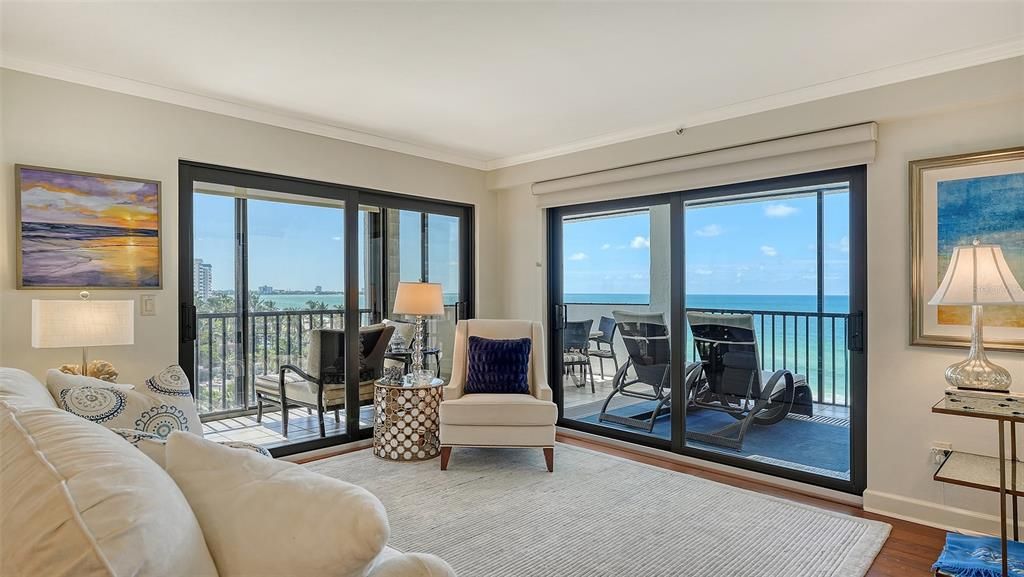 Active With Contract: $1,370,000 (2 beds, 2 baths, 1456 Square Feet)