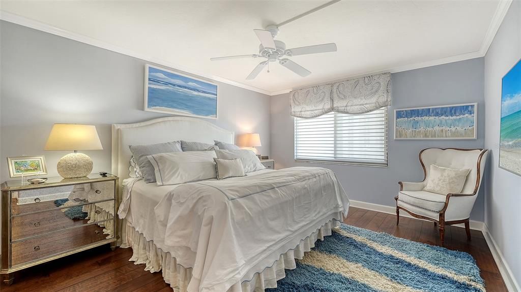 Active With Contract: $1,370,000 (2 beds, 2 baths, 1456 Square Feet)