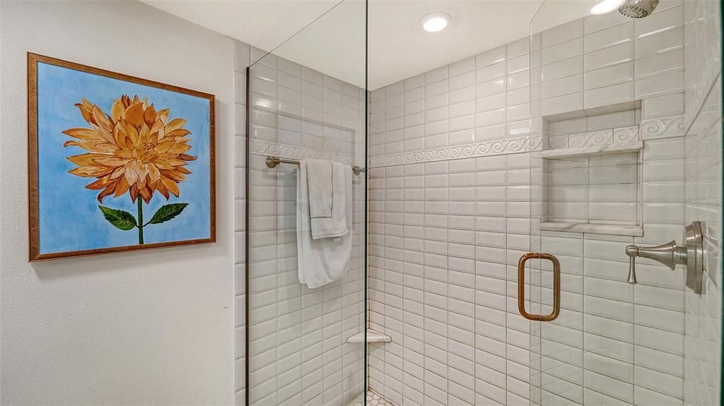 Active With Contract: $1,370,000 (2 beds, 2 baths, 1456 Square Feet)