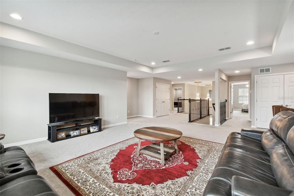 En Venta: $990,000 (7 camas, 5 baños, 5431 Pies cuadrados)