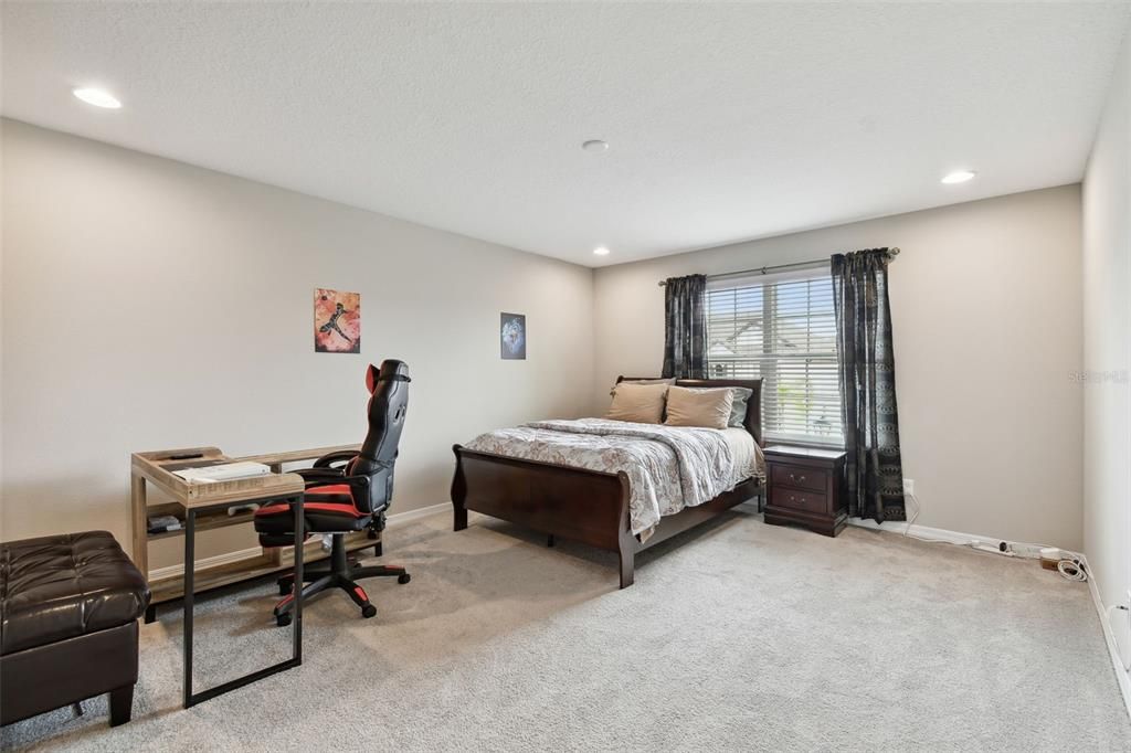 En Venta: $990,000 (7 camas, 5 baños, 5431 Pies cuadrados)