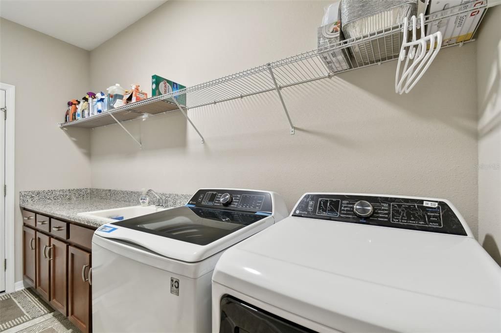 En Venta: $990,000 (7 camas, 5 baños, 5431 Pies cuadrados)