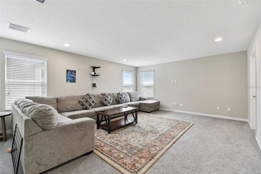 En Venta: $990,000 (7 camas, 5 baños, 5431 Pies cuadrados)