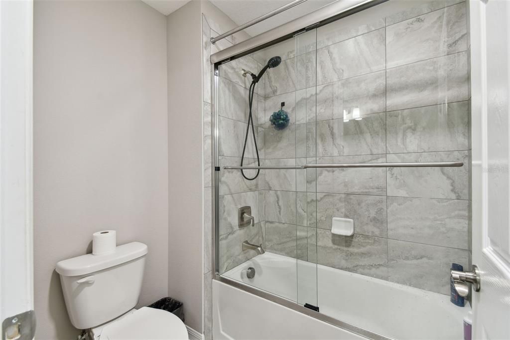 En Venta: $990,000 (7 camas, 5 baños, 5431 Pies cuadrados)