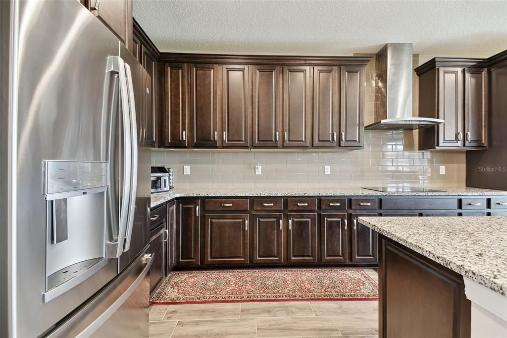 En Venta: $990,000 (7 camas, 5 baños, 5431 Pies cuadrados)