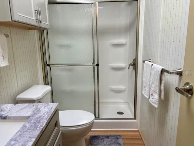 合同活跃: $189,000 (2 贝兹, 2 浴室, 972 平方英尺)