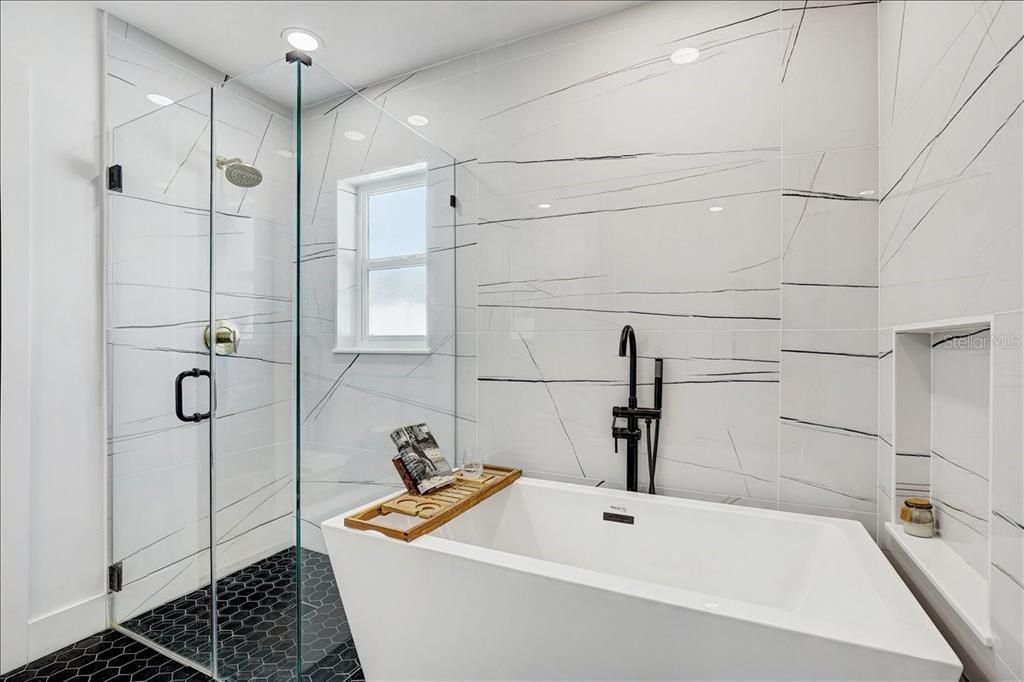 For Sale: $839,990 (3 beds, 2 baths, 1502 Square Feet)