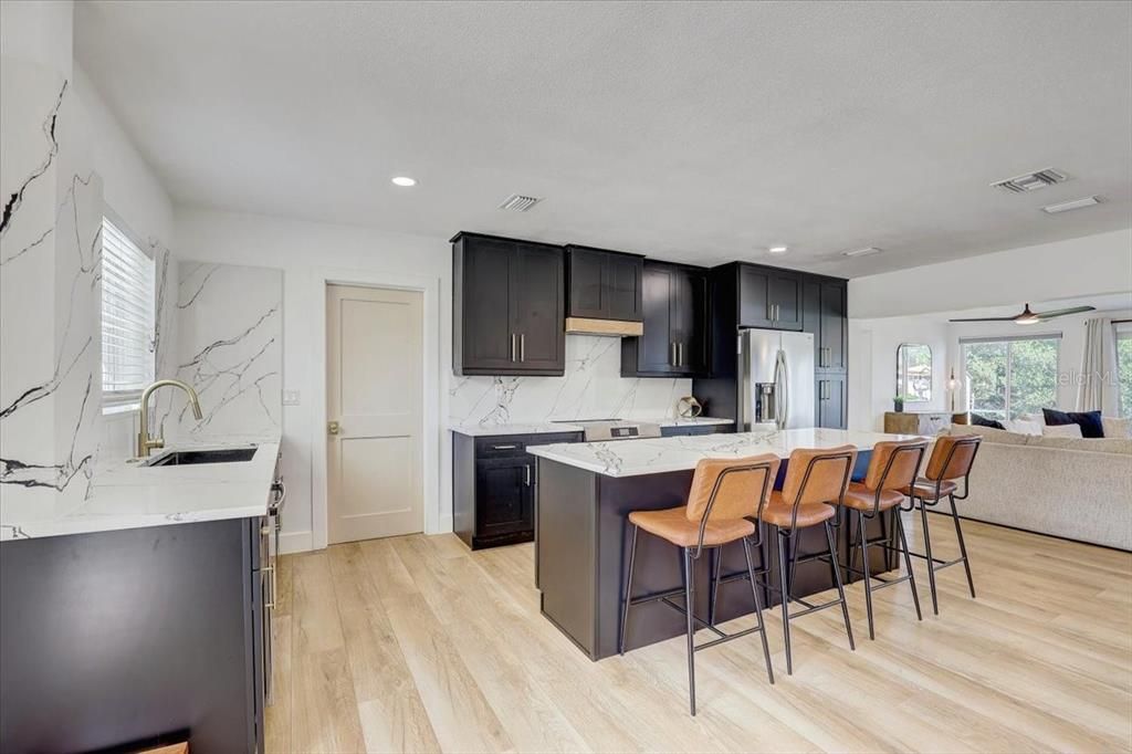 For Sale: $839,990 (3 beds, 2 baths, 1502 Square Feet)