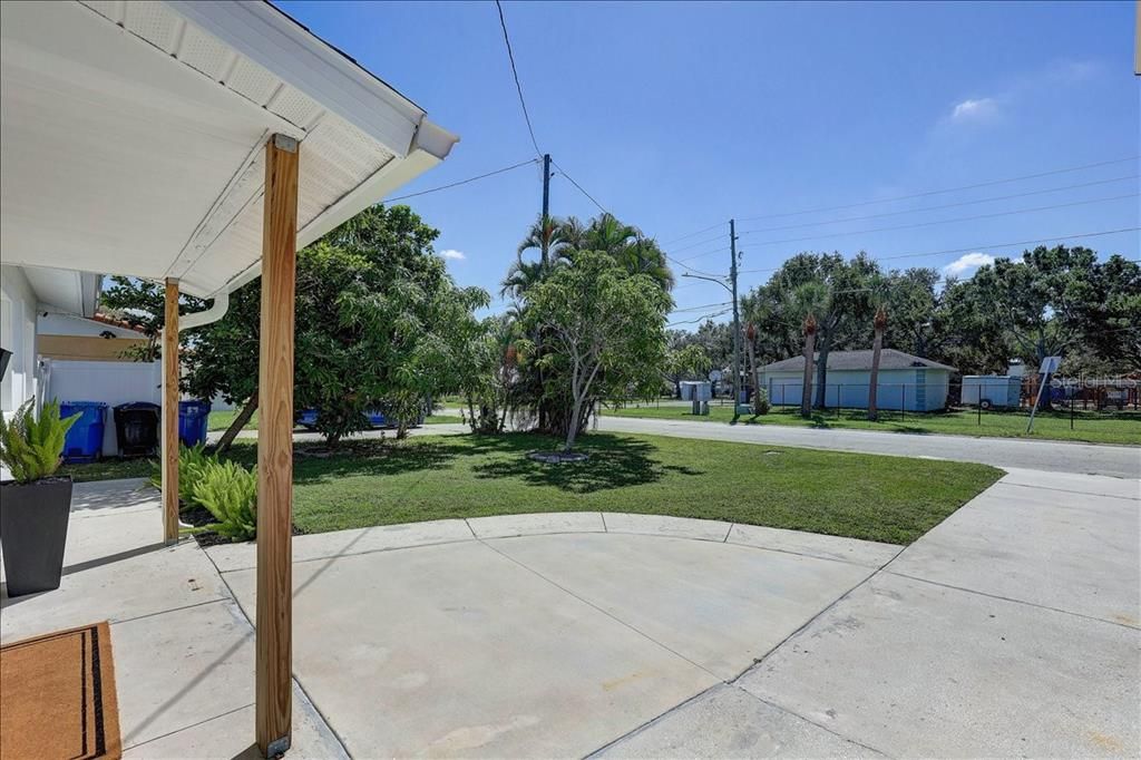 For Sale: $839,990 (3 beds, 2 baths, 1502 Square Feet)