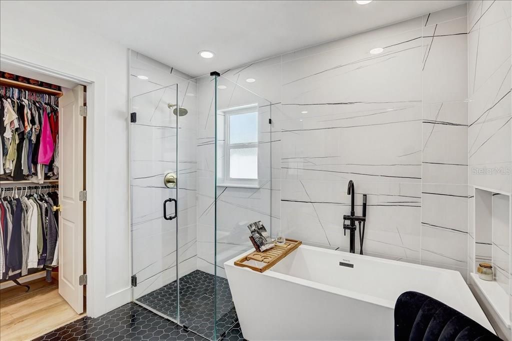 For Sale: $839,990 (3 beds, 2 baths, 1502 Square Feet)