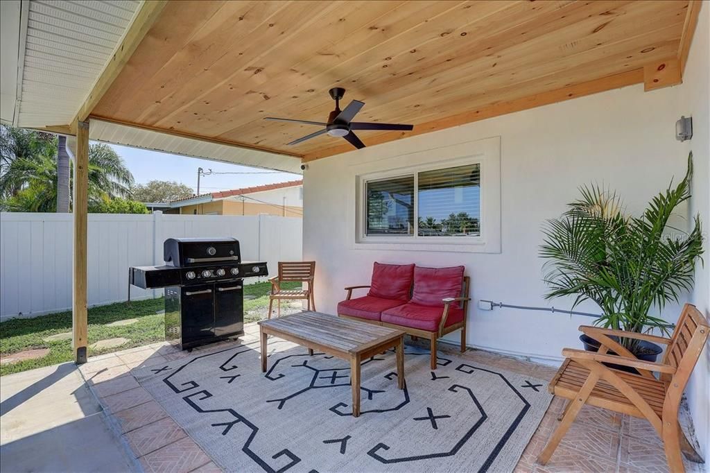 For Sale: $839,990 (3 beds, 2 baths, 1502 Square Feet)