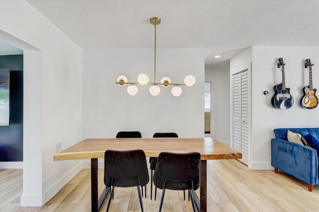 For Sale: $839,990 (3 beds, 2 baths, 1502 Square Feet)