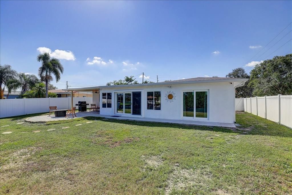 For Sale: $839,990 (3 beds, 2 baths, 1502 Square Feet)