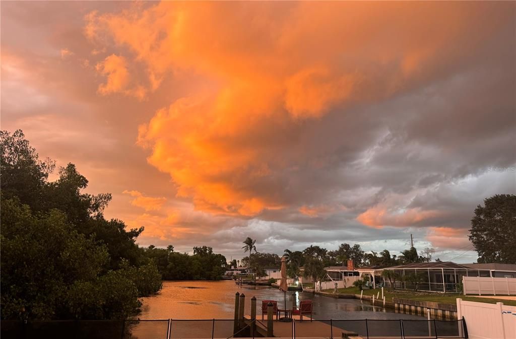 For Sale: $839,990 (3 beds, 2 baths, 1502 Square Feet)