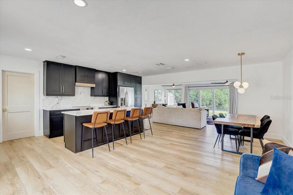 For Sale: $839,990 (3 beds, 2 baths, 1502 Square Feet)