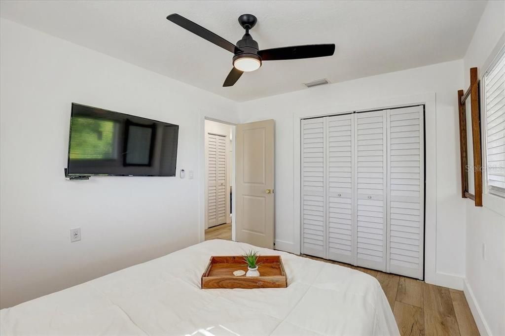 For Sale: $839,990 (3 beds, 2 baths, 1502 Square Feet)