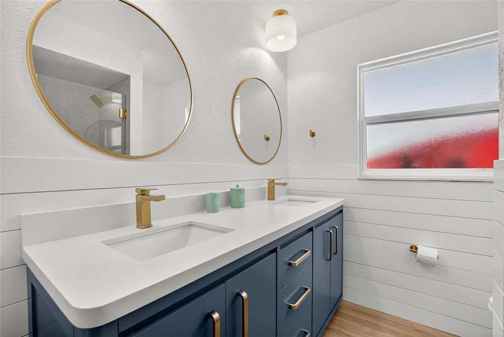 For Sale: $944,000 (4 beds, 2 baths, 1910 Square Feet)