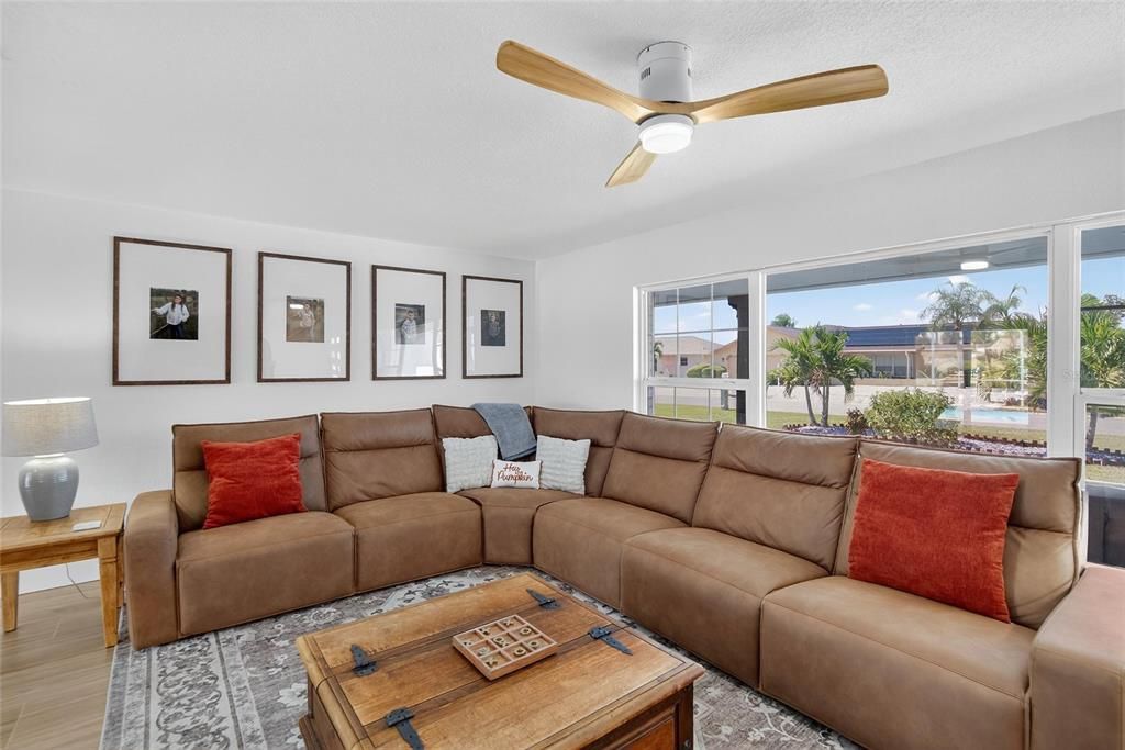 For Sale: $944,000 (4 beds, 2 baths, 1910 Square Feet)