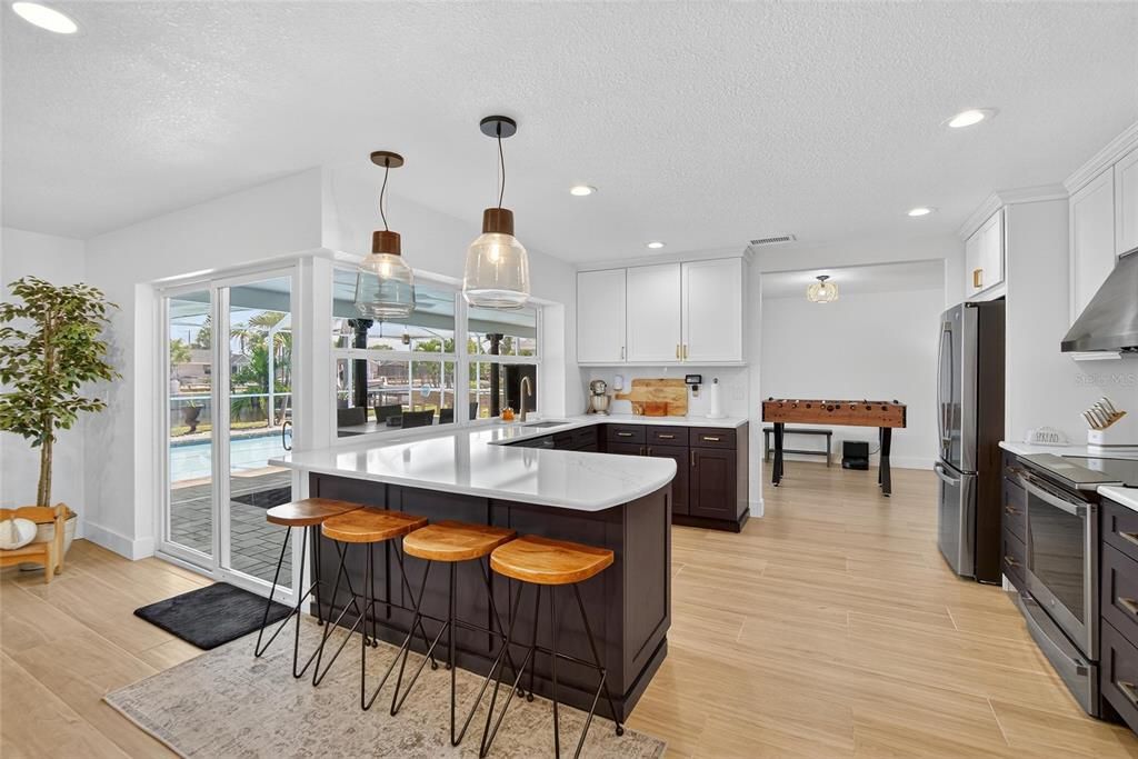 For Sale: $944,000 (4 beds, 2 baths, 1910 Square Feet)