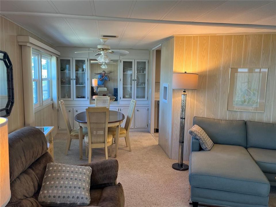 Activo con contrato: $168,000 (2 camas, 2 baños, 1176 Pies cuadrados)