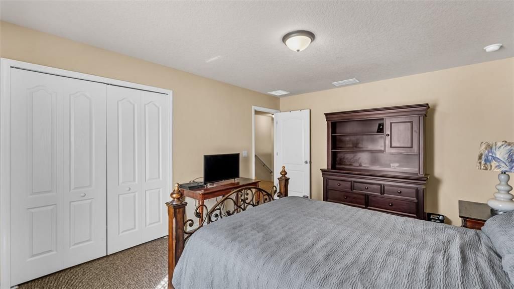 На продажу: $614,900 (5 спален, 3 ванн, 3076 Квадратных фут)