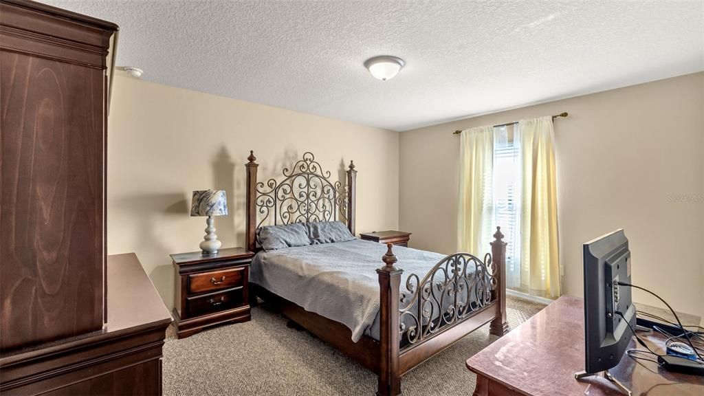 На продажу: $614,900 (5 спален, 3 ванн, 3076 Квадратных фут)