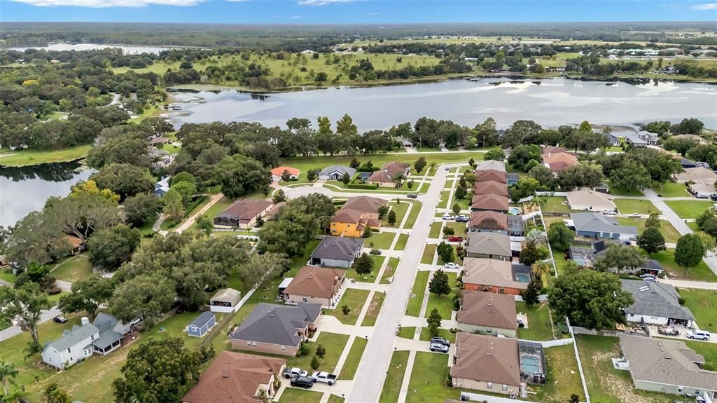 На продажу: $614,900 (5 спален, 3 ванн, 3076 Квадратных фут)