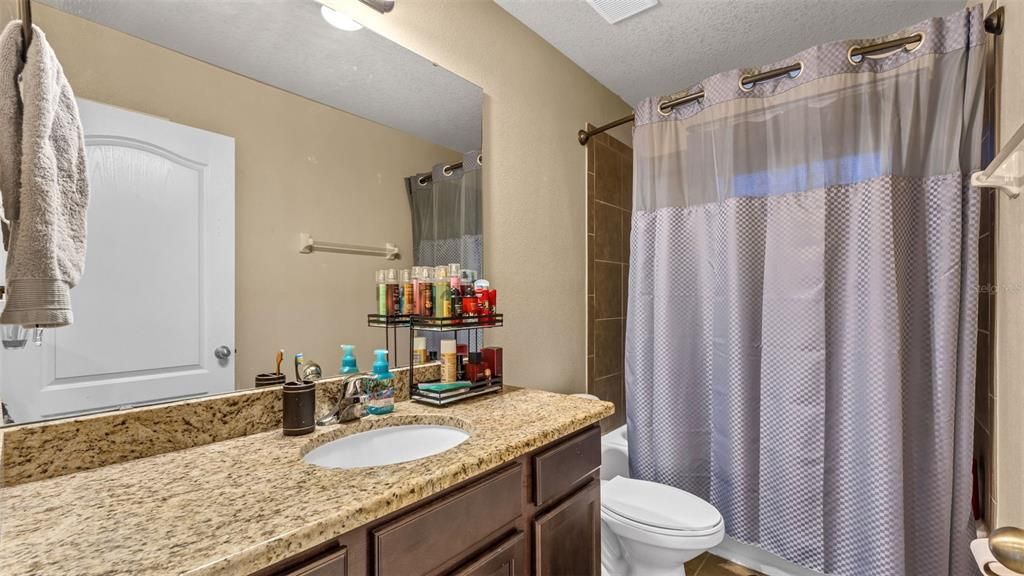 На продажу: $614,900 (5 спален, 3 ванн, 3076 Квадратных фут)