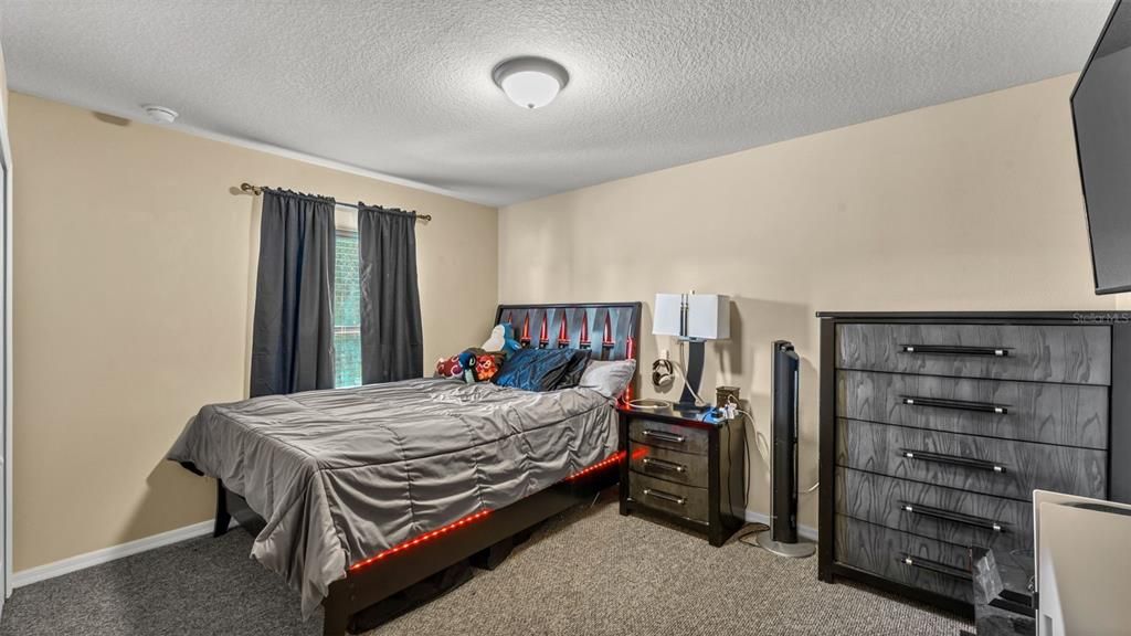 На продажу: $614,900 (5 спален, 3 ванн, 3076 Квадратных фут)