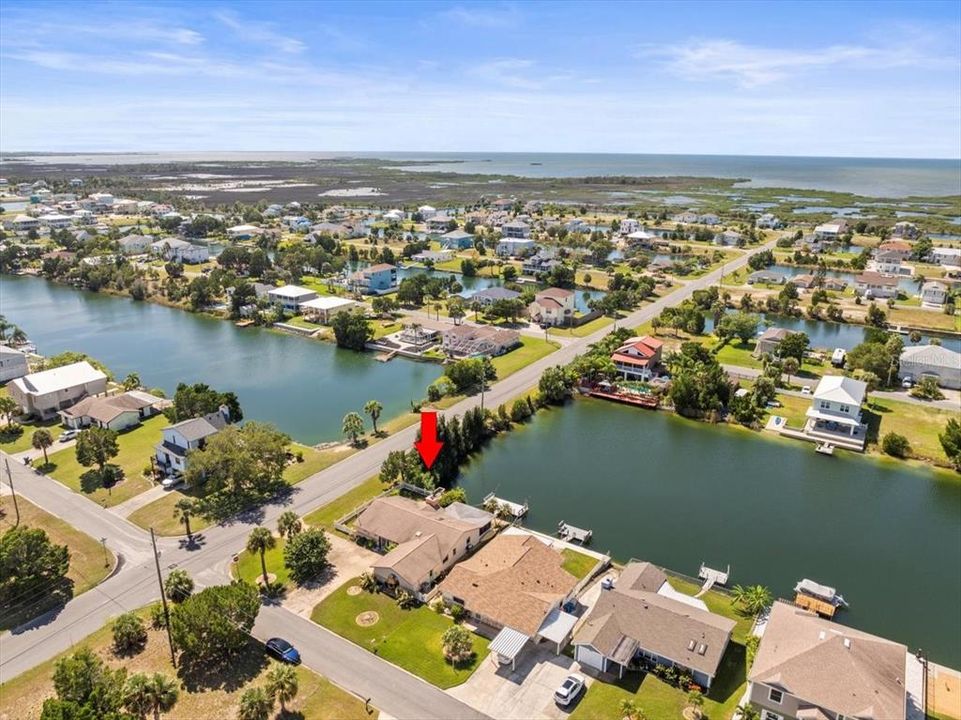 Activo con contrato: $260,000 (3 camas, 2 baños, 1640 Pies cuadrados)