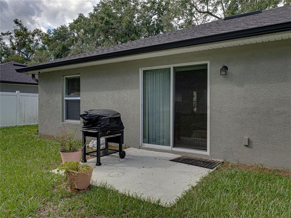 Active With Contract: $310,000 (3 beds, 2 baths, 1608 Square Feet)