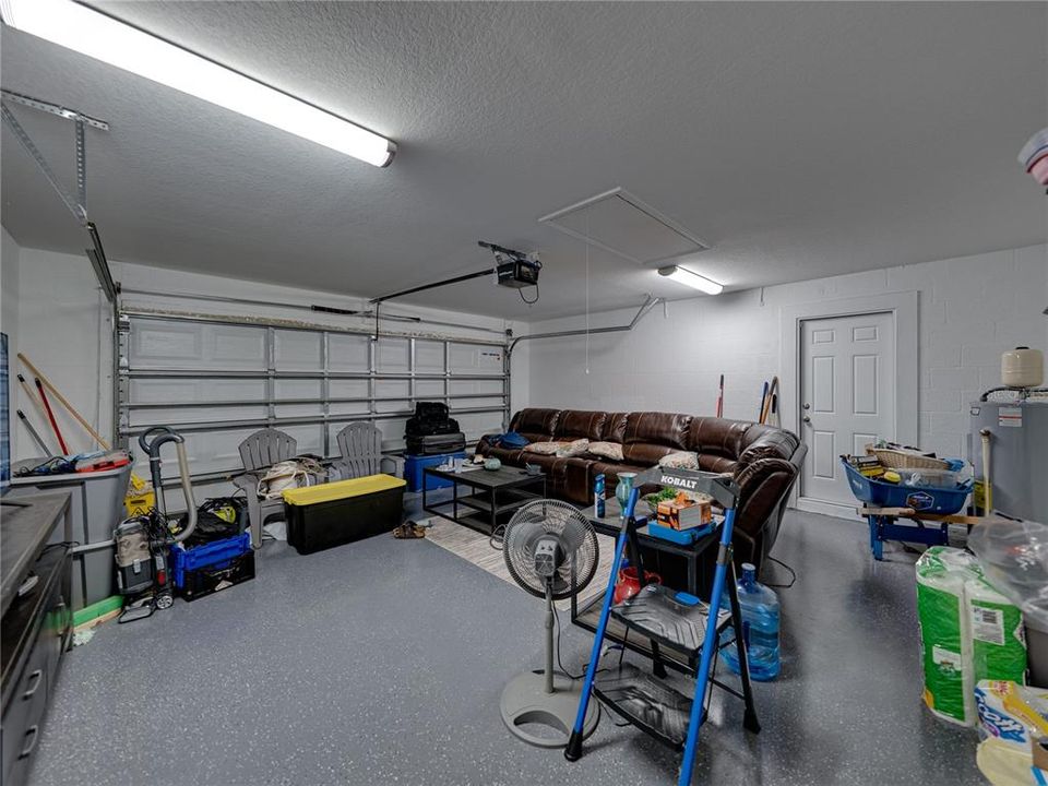 Active With Contract: $310,000 (3 beds, 2 baths, 1608 Square Feet)