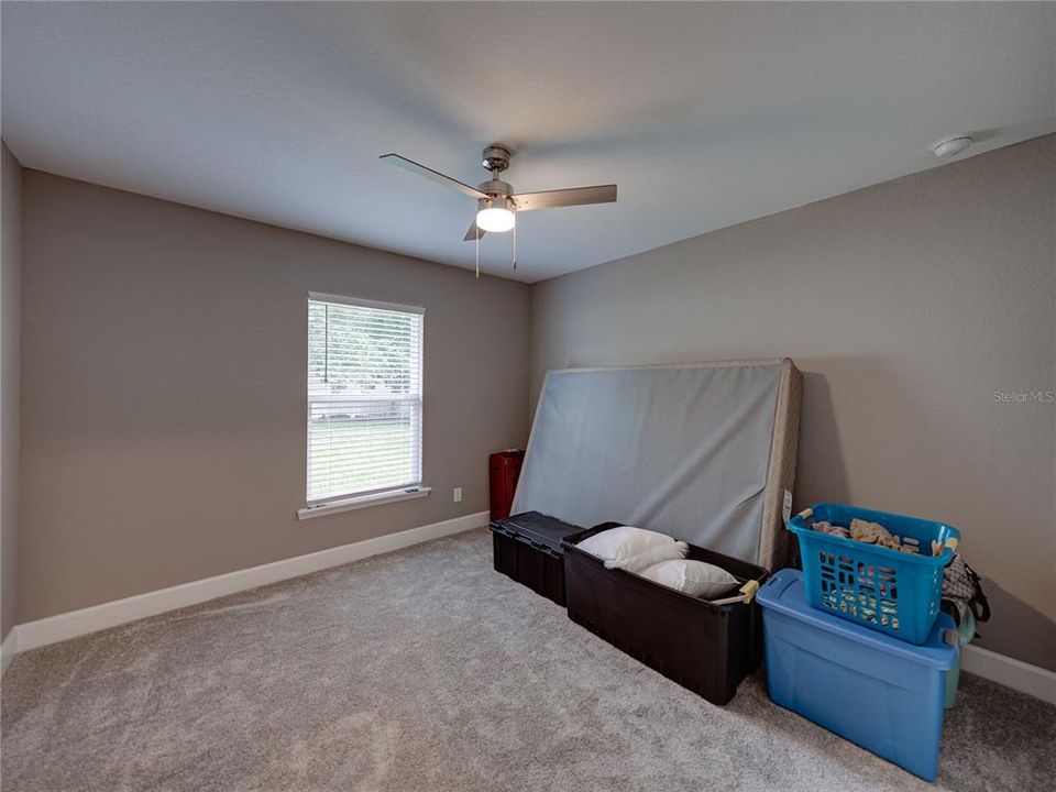 Active With Contract: $310,000 (3 beds, 2 baths, 1608 Square Feet)