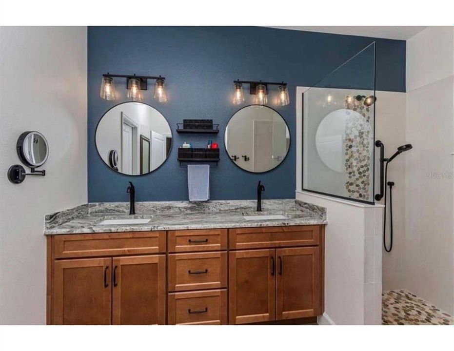 На продажу: $715,000 (5 спален, 4 ванн, 3097 Квадратных фут)