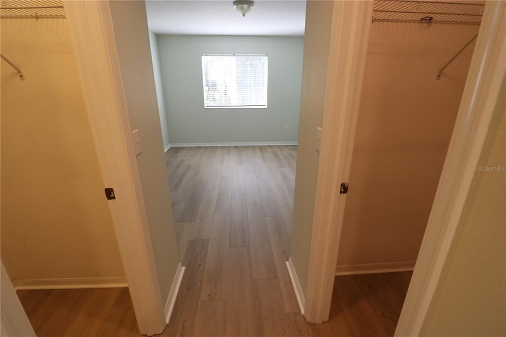 Active With Contract: $1,400 (2 beds, 2 baths, 1008 Square Feet)