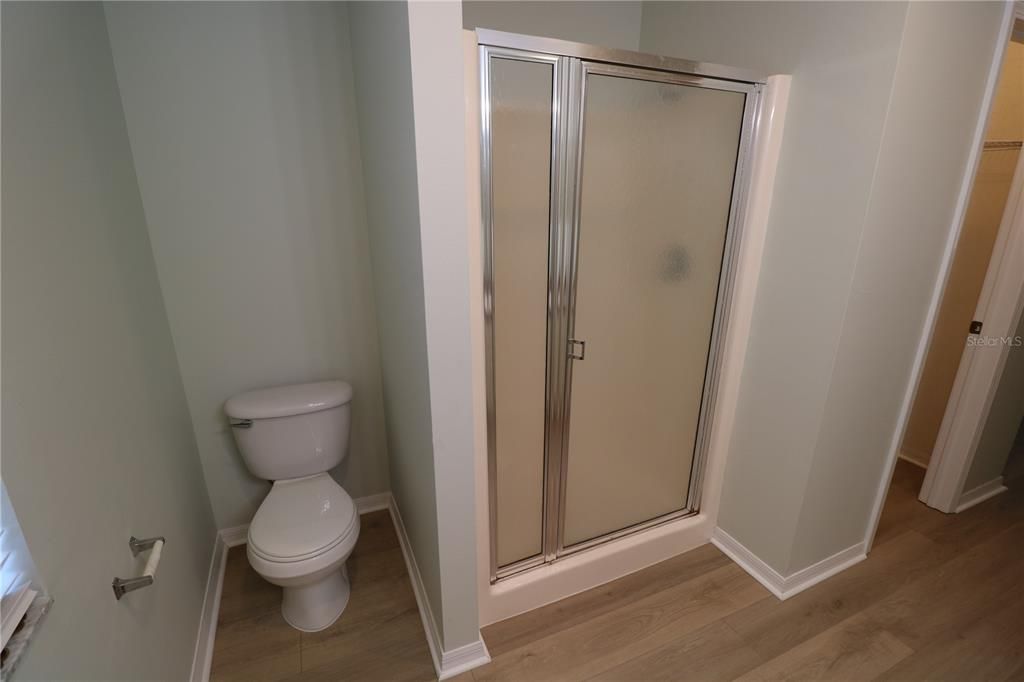 Active With Contract: $1,400 (2 beds, 2 baths, 1008 Square Feet)