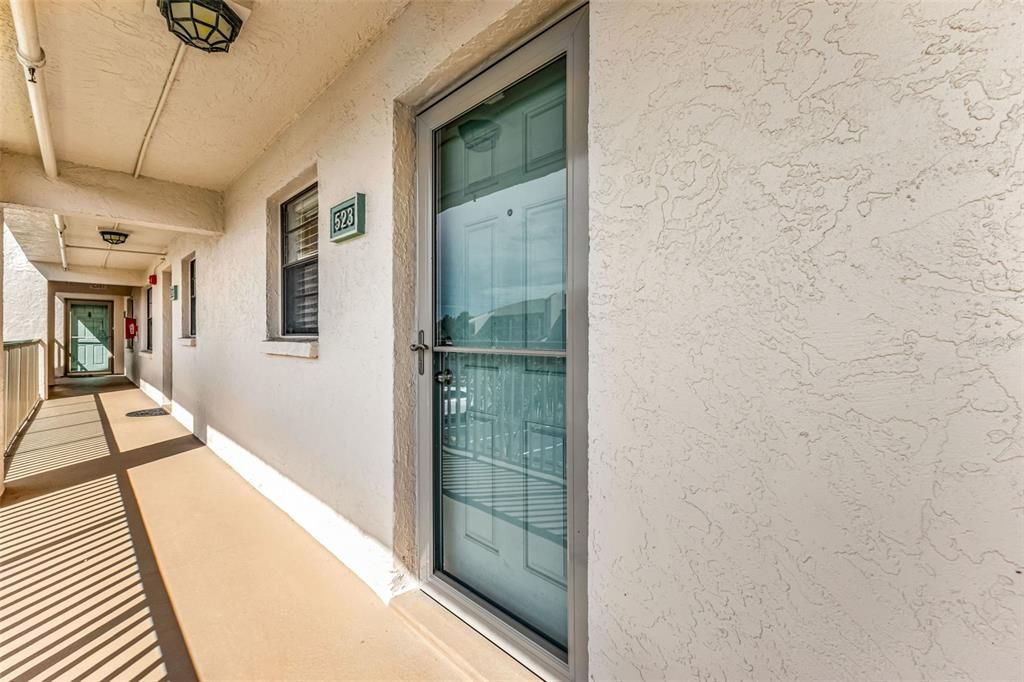 For Sale: $169,900 (2 beds, 2 baths, 1153 Square Feet)