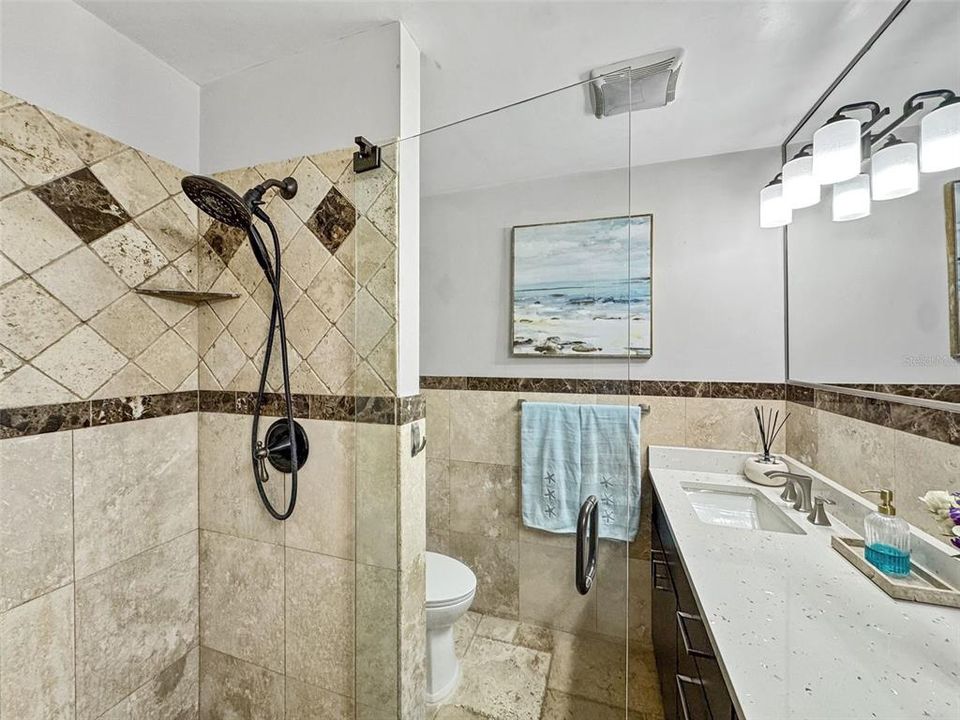 En Venta: $1,827,500 (3 camas, 2 baños, 2290 Pies cuadrados)