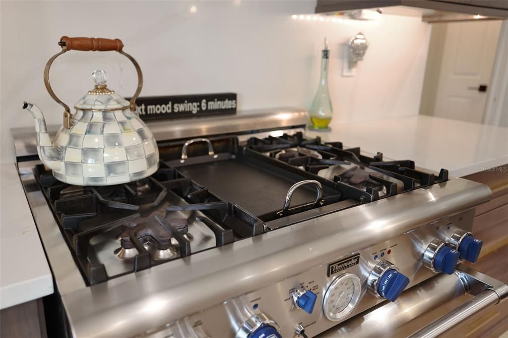 En Venta: $1,827,500 (3 camas, 2 baños, 2290 Pies cuadrados)