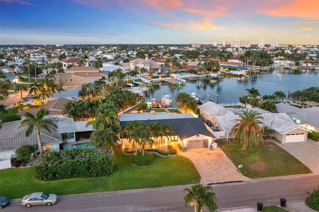 En Venta: $1,827,500 (3 camas, 2 baños, 2290 Pies cuadrados)