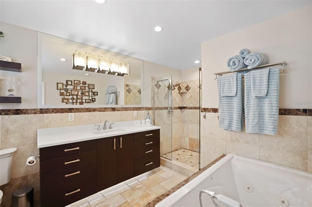 En Venta: $1,827,500 (3 camas, 2 baños, 2290 Pies cuadrados)