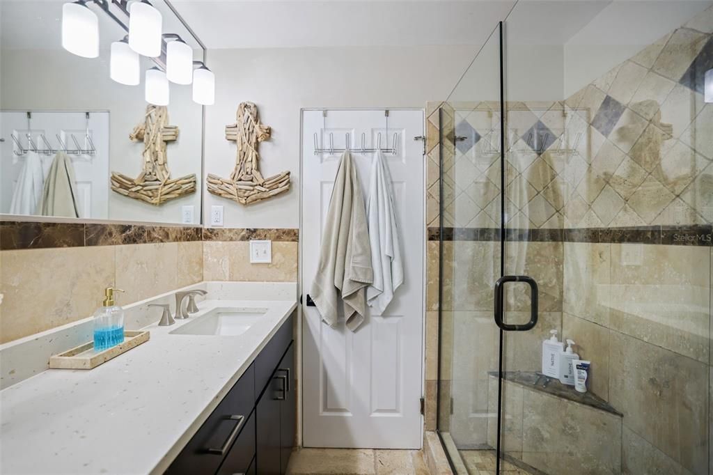 En Venta: $1,827,500 (3 camas, 2 baños, 2290 Pies cuadrados)