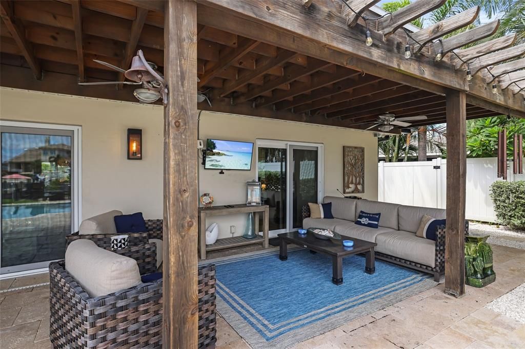 En Venta: $1,827,500 (3 camas, 2 baños, 2290 Pies cuadrados)