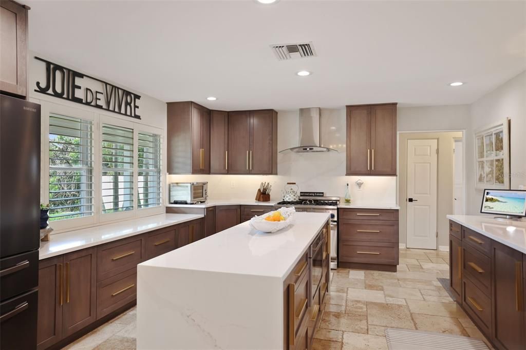 En Venta: $1,827,500 (3 camas, 2 baños, 2290 Pies cuadrados)