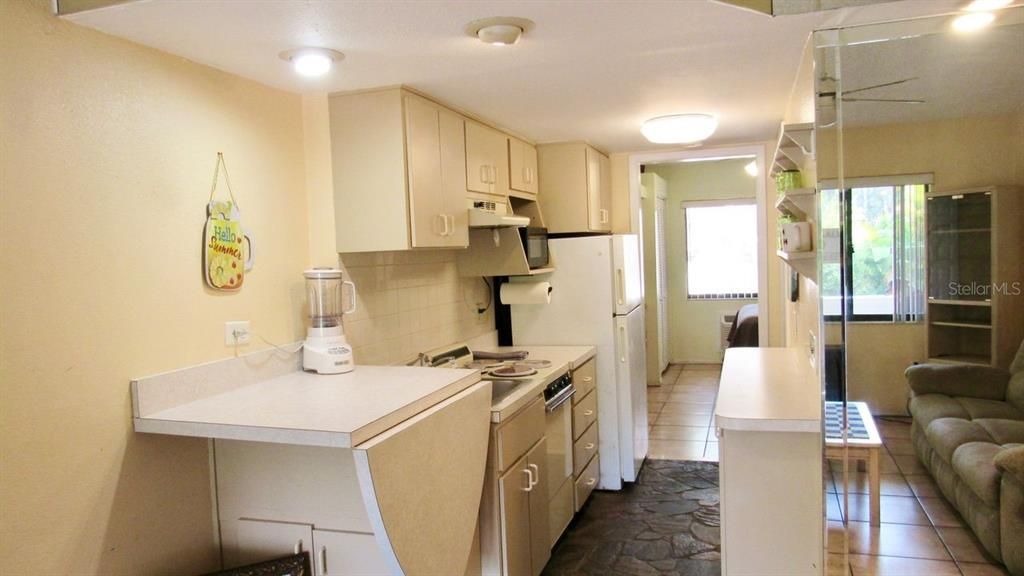 На продажу: $100,900 (1 спален, 1 ванн, 456 Квадратных фут)