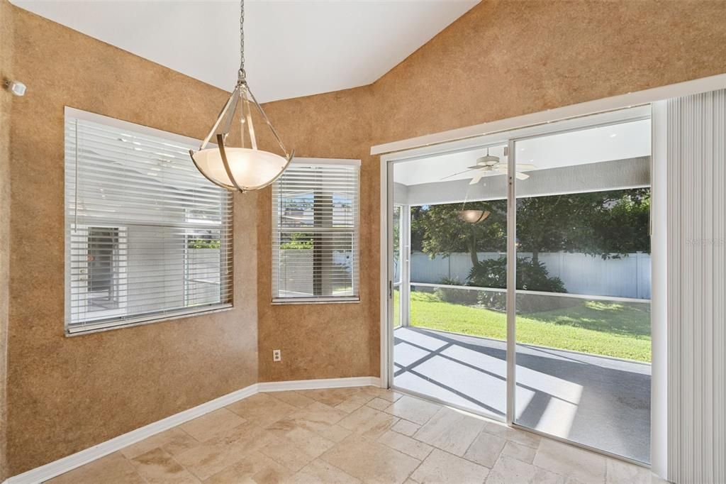 Под контрактом: $599,000 (4 спален, 4 ванн, 2957 Квадратных фут)