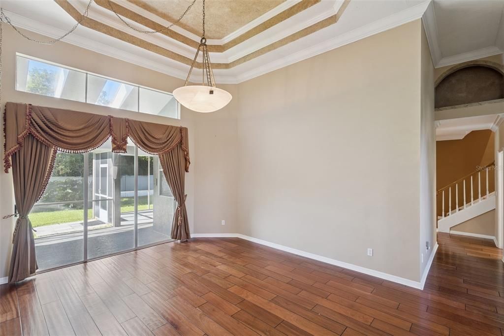 Под контрактом: $599,000 (4 спален, 4 ванн, 2957 Квадратных фут)