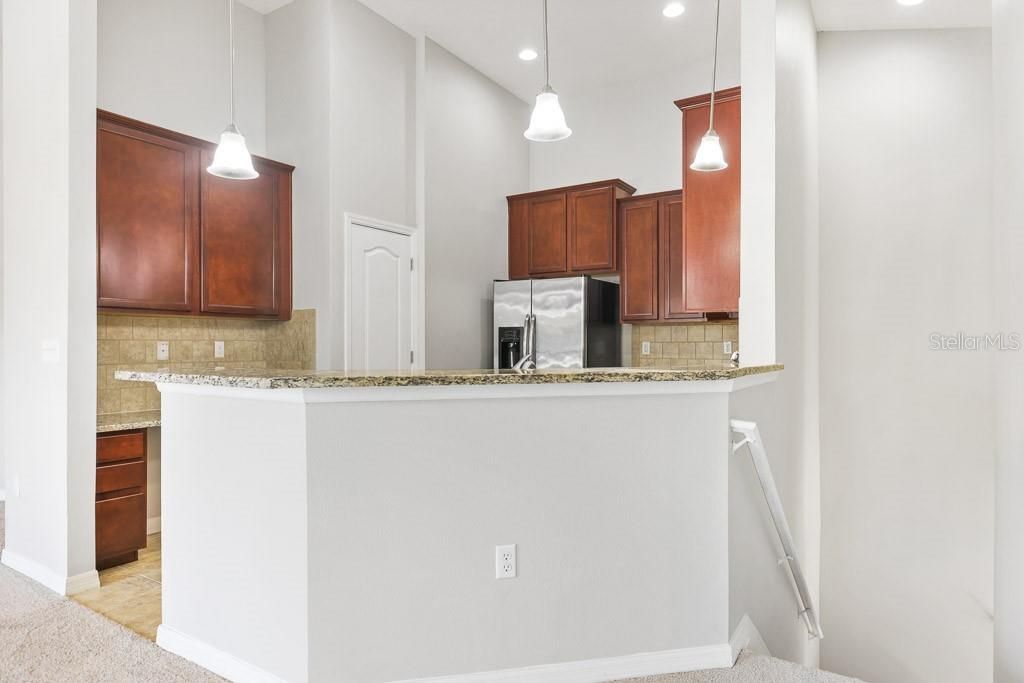 出租: $2,000 (2 贝兹, 2 浴室, 1253 平方英尺)